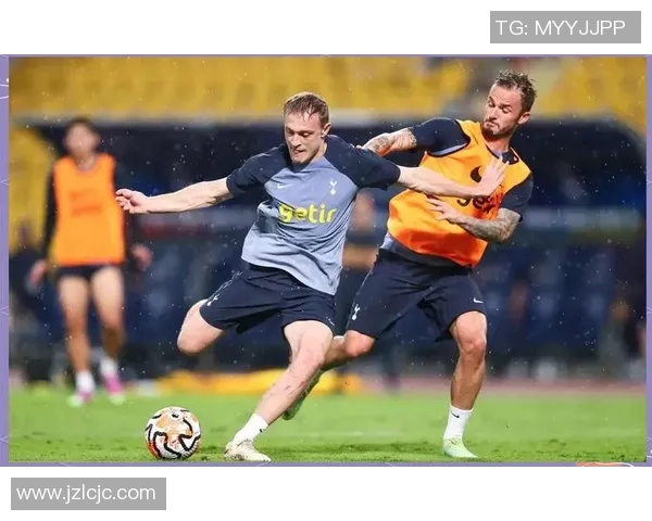 聚焦足球明星背后的女人们 她们如何影响球场内外的成功与挑战